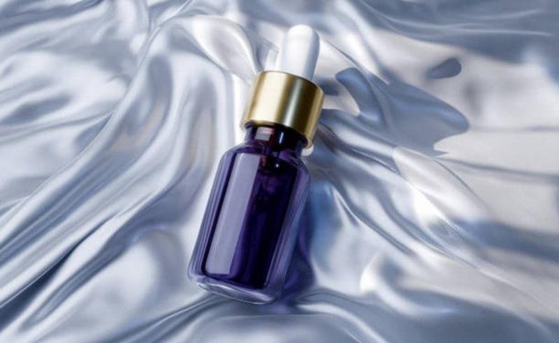 O novo queridinho do skincare? Ativo usado em fórmulas personalizadas ganha espaço entre mulheres acima dos 30